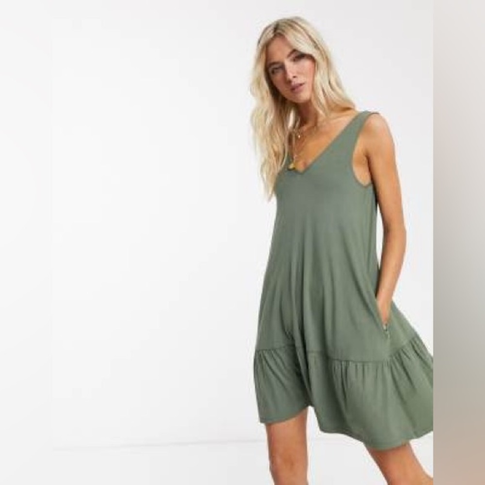 ASOS Olive Green Sleeveless V-Neck Dress 🫒